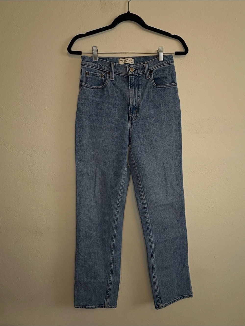 Ultra High Rise 90s Straight Jean - 26R - Medium wash